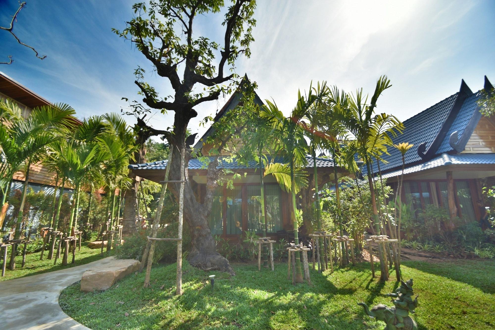 The Nine Thipthara Klongson Resort Ban Nong Thale Exterior photo