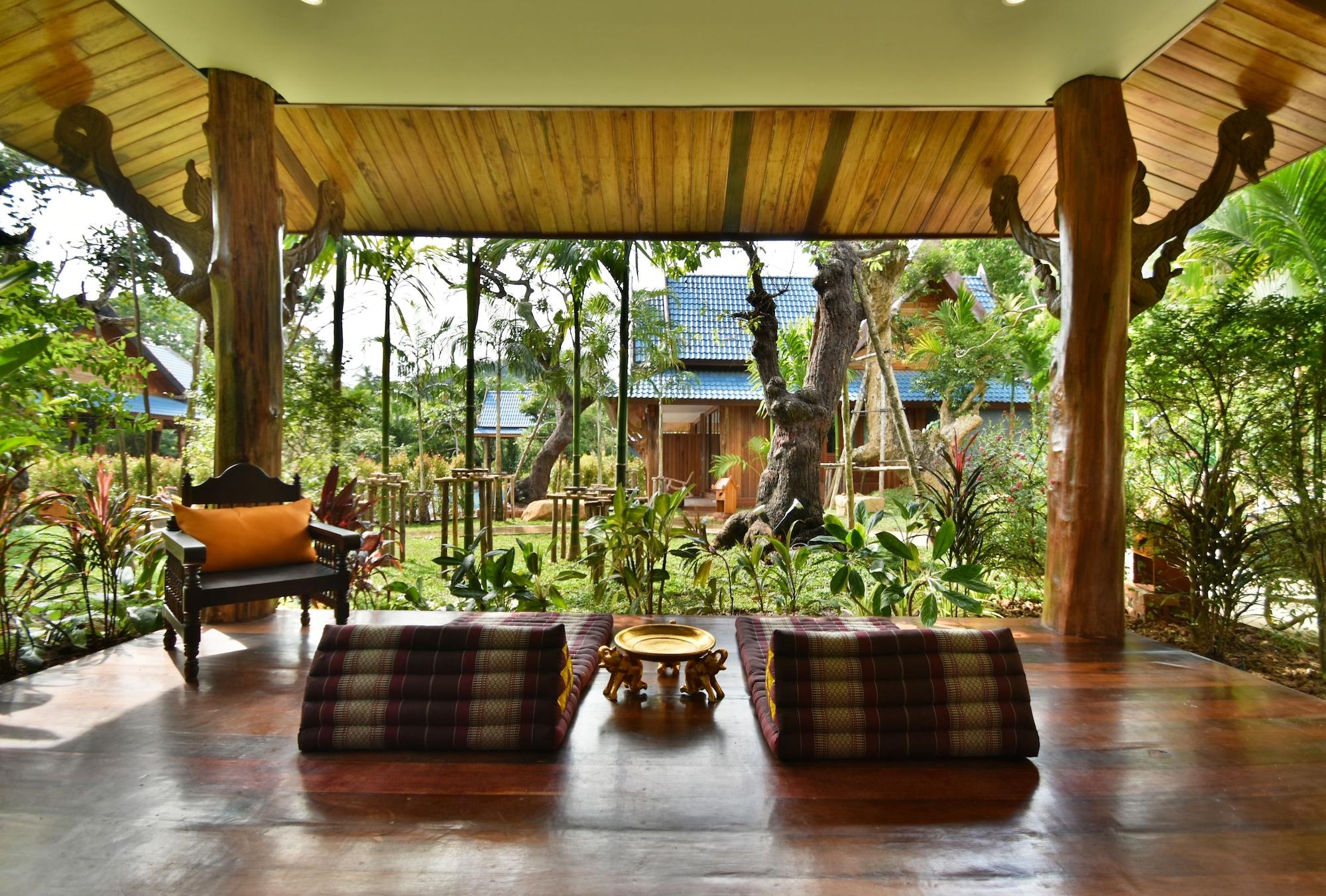 The Nine Thipthara Klongson Resort Ban Nong Thale Exterior photo